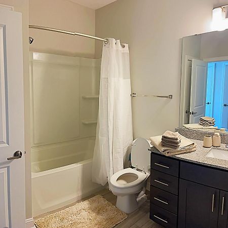 Quiet Apartment - 10 Minutes From Ecu กรีนวิลล์ ภายนอก รูปภาพ